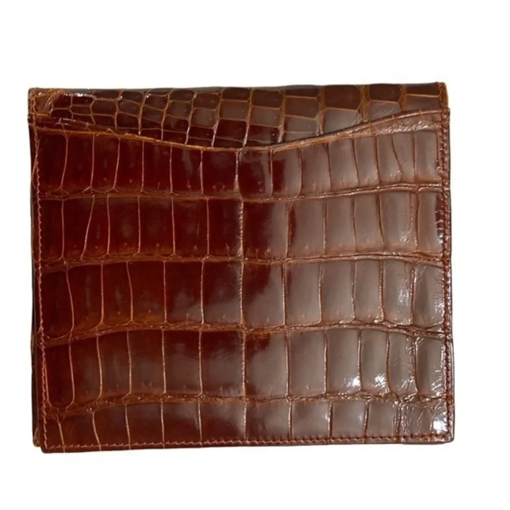 Alligator or crocodile leather wallet